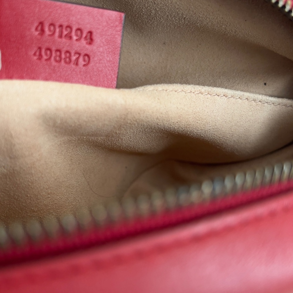 Gucci Red Marmont Belt Bag - Picture 5 of 9